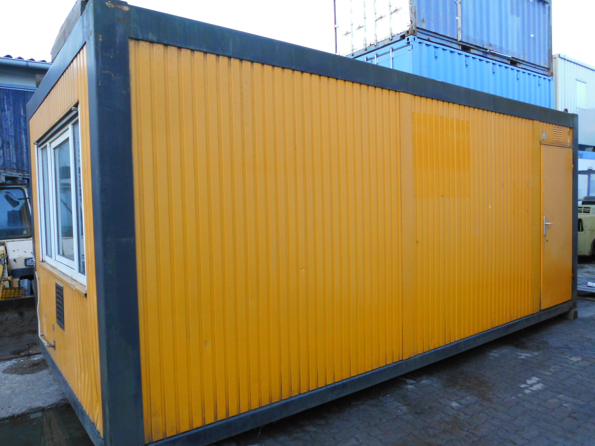 ARNDTCONTAINERUNITS Bürocontainer ab 20 fuss